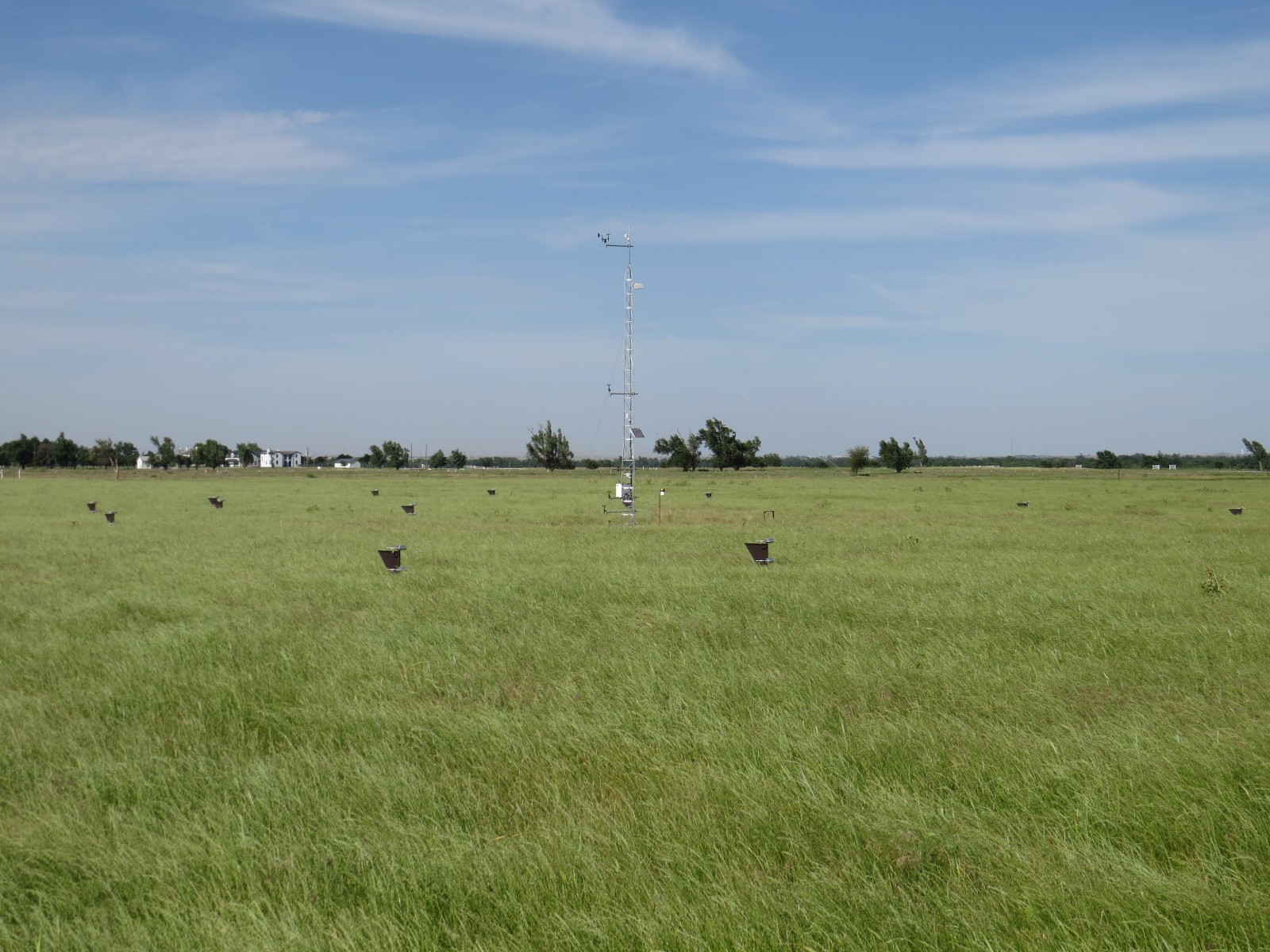 Photo of the El Reno Grazinglands Research Laboratory (LTAR) Network site looking toward the historic Fort Reno.